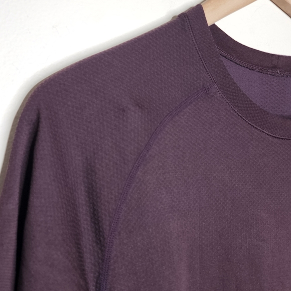 Lululemon Mens Burgundy Purple Tech Short Sleeve T Shirt, sz S - Picture 7 of 7